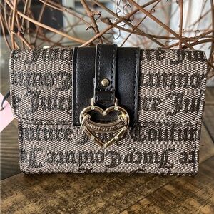 Juicy Couture paparazzi brown wallet